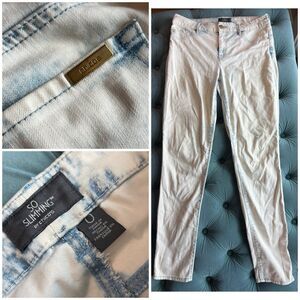 Chicos Jeans Womens 0 US 4 Acid Washed Blue Pants Tall Stretch